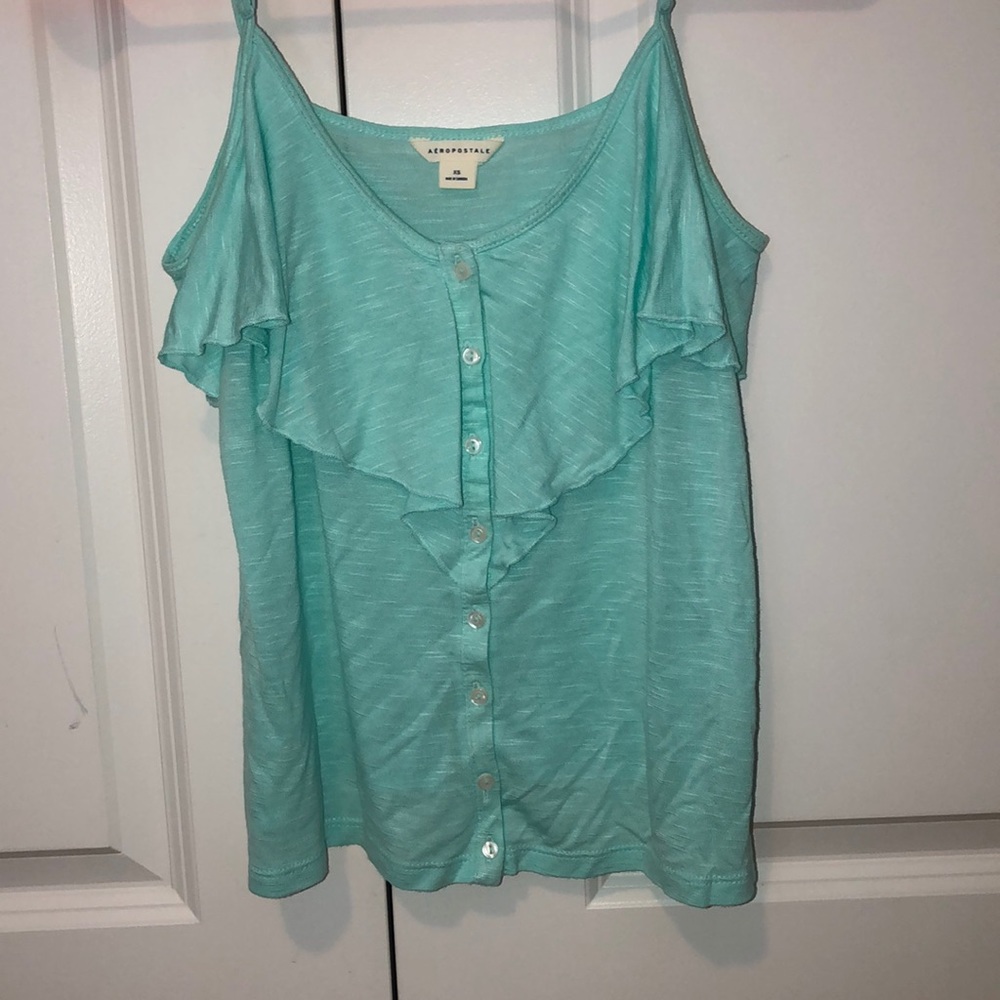 A team ruffled top